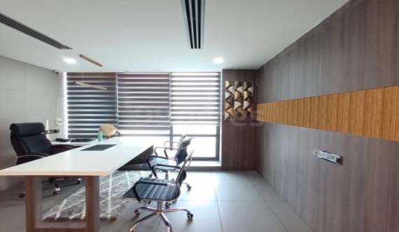 Commercial Space in Noida Extension